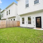 Luxury Gated Home 4Bds 3 Full Baths 5 Tvs King 7Min To Downtown