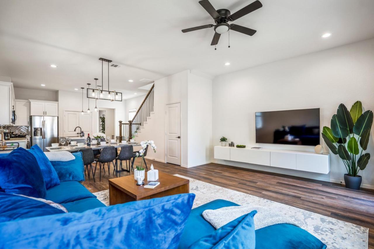 Сasa de vacaciones Luxury Gated 4bds 3 Full Baths 5 Tvs King 7min To Downtown