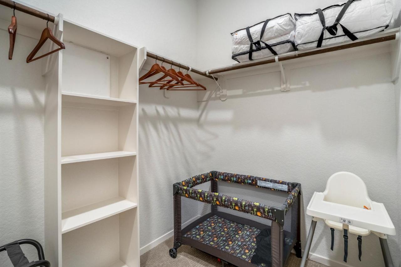 Luxury Gated 4bds 3 Full Baths 5 Tvs King 7min To Downtown *